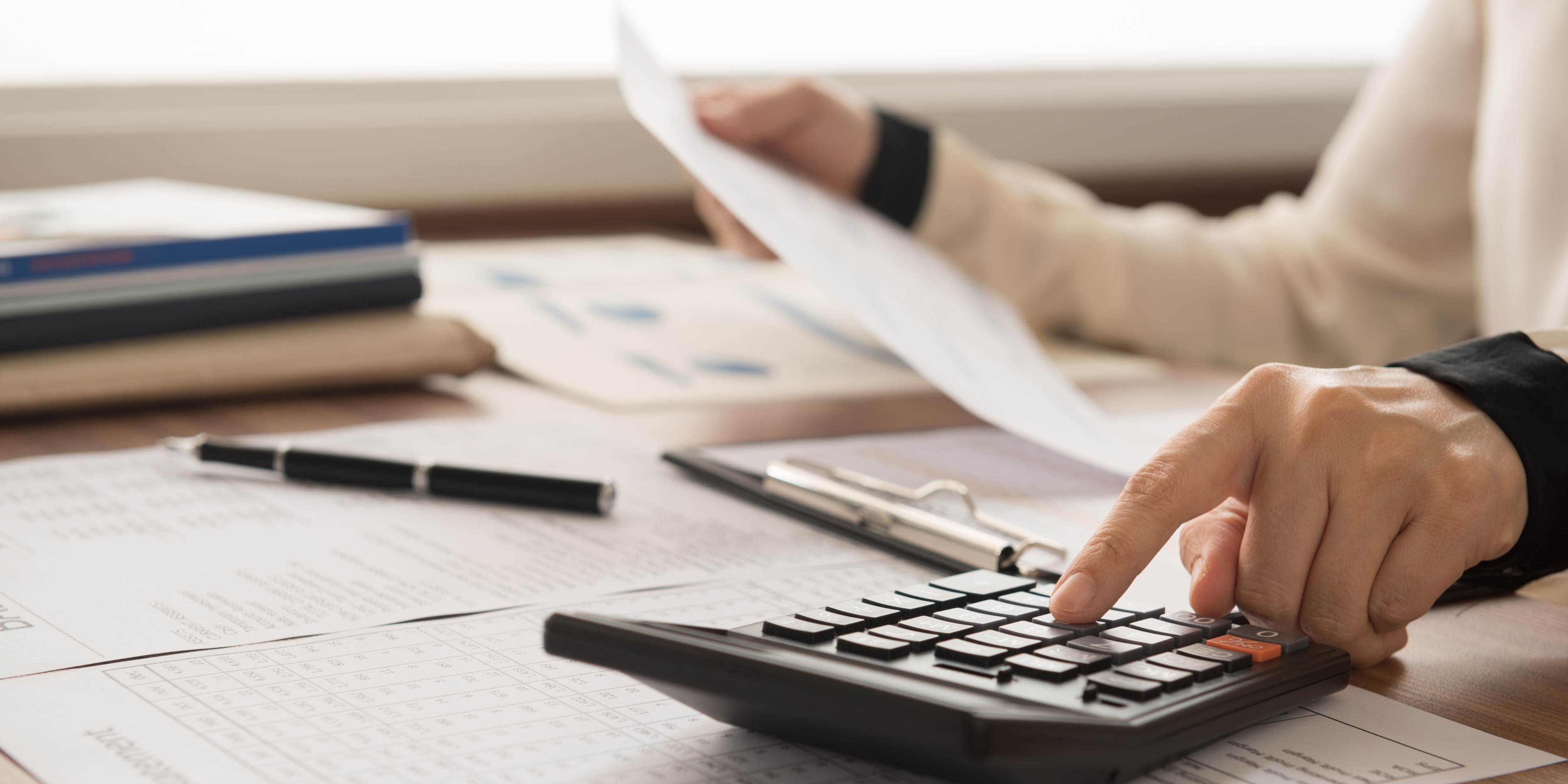 FNS30322 Certificate III in Accounts Administration